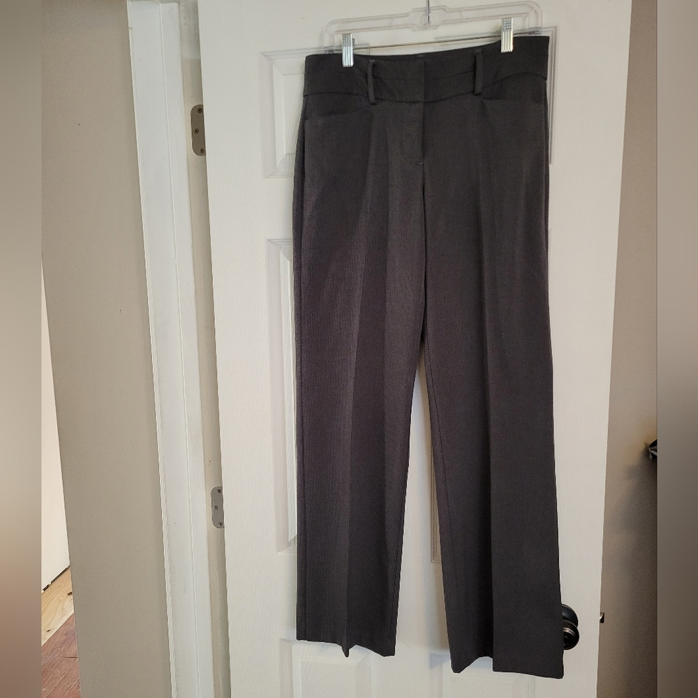Apt. 9 women's career pants.  Textured gray.  Size 8